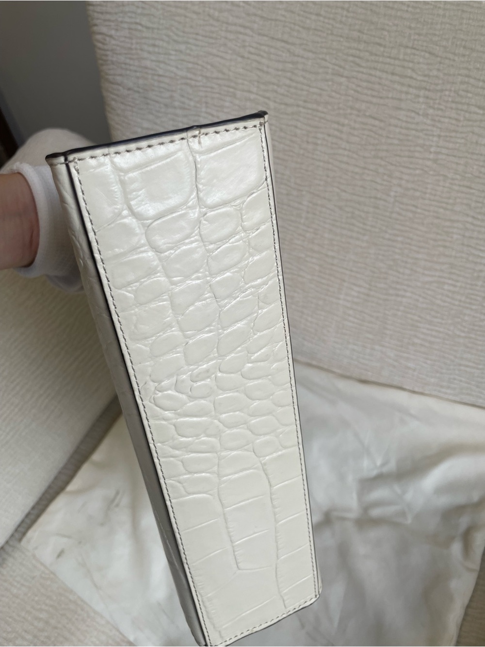 STAUD Rey White Croc-Embossed Shoulder Bag - Picture 5 of 8